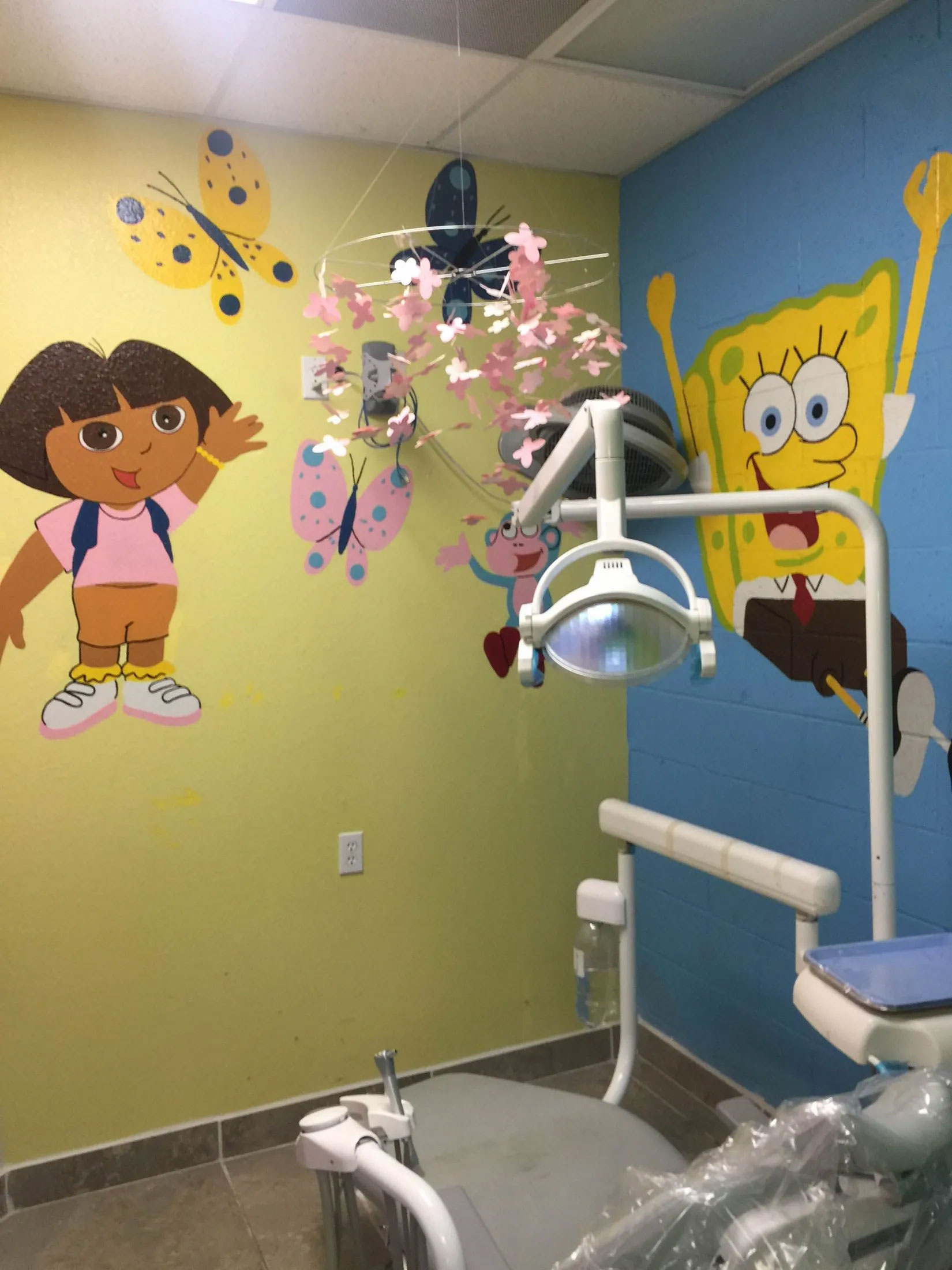 Children's Dental Office in Panorama City