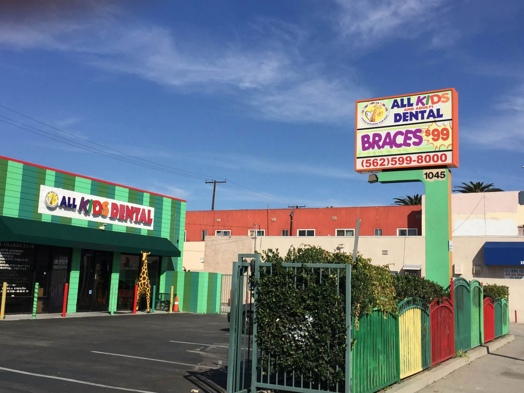 Cosmetic Dentist in Panorama City